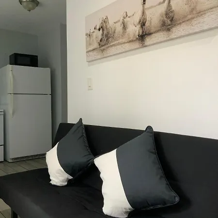Adorable Private Apartments In The Heart Of Miami! Exterior photo