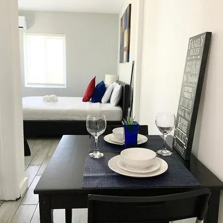 Adorable Private Apartments In The Heart Of Miami! Exterior photo