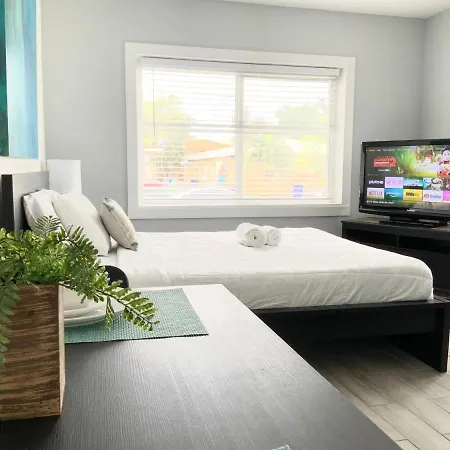 Adorable Private Apartments In The Heart Of Miami! Exterior photo