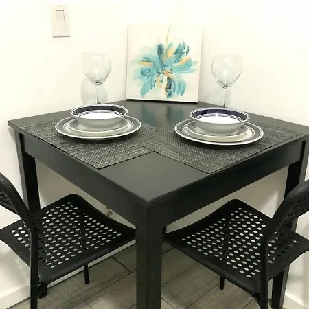 Adorable Private Apartments In The Heart Of Miami! Exterior photo
