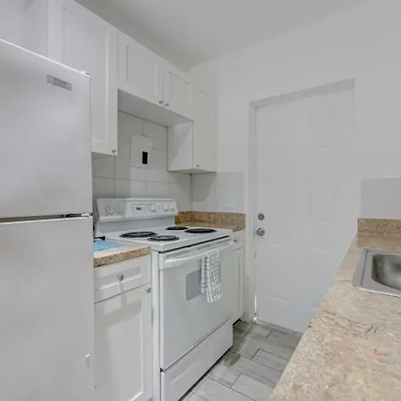 Adorable Private Apartments In The Heart Of Miami! Exterior photo
